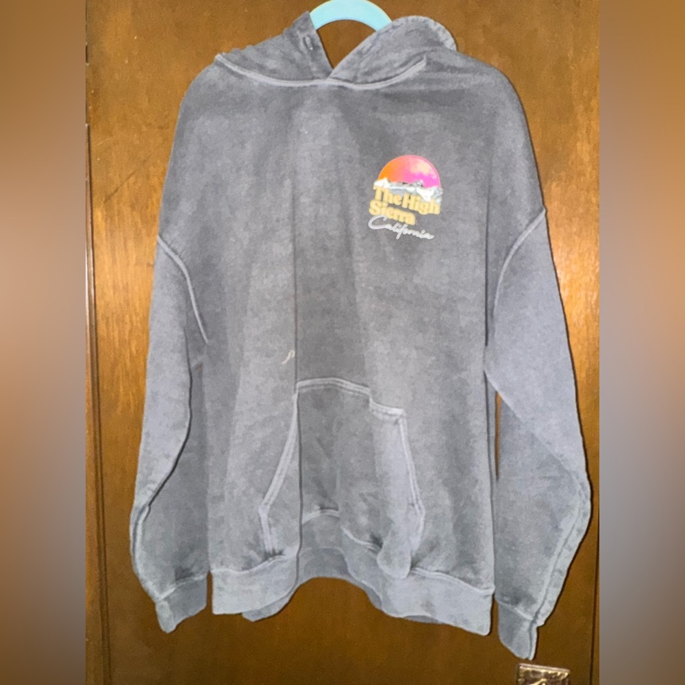 Gildan High Sierra Gray Hoodie with Colorful Mountain Graphic